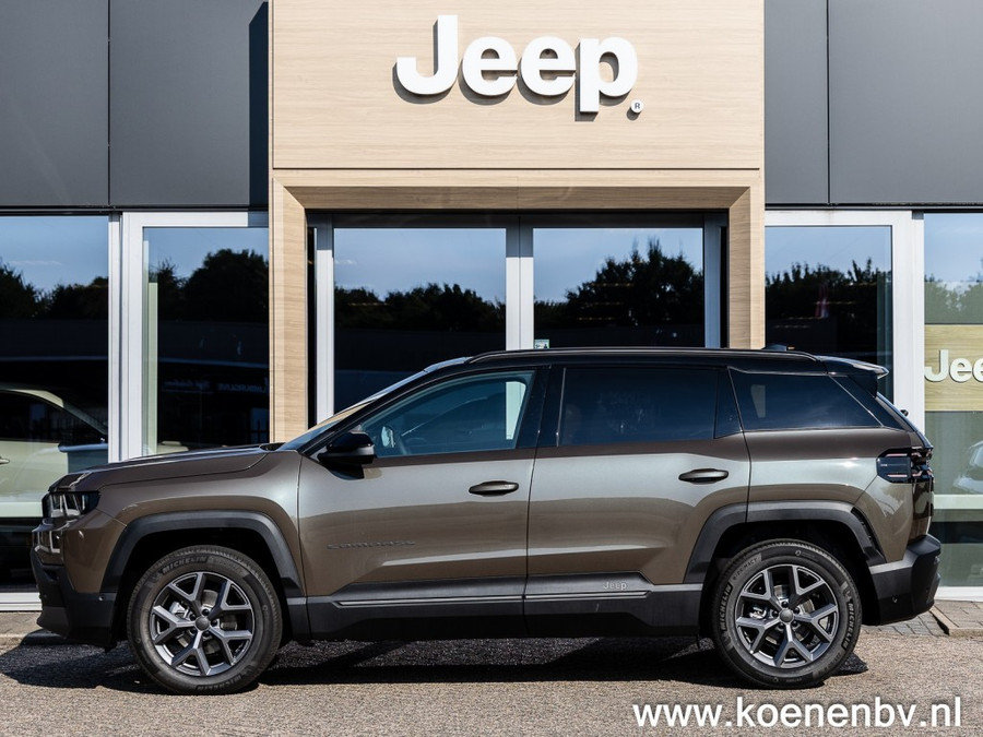 Jeep Compass 1.2 E-HYBRID First Edition PANO / CONVENIENCE PACK / TWO TONE