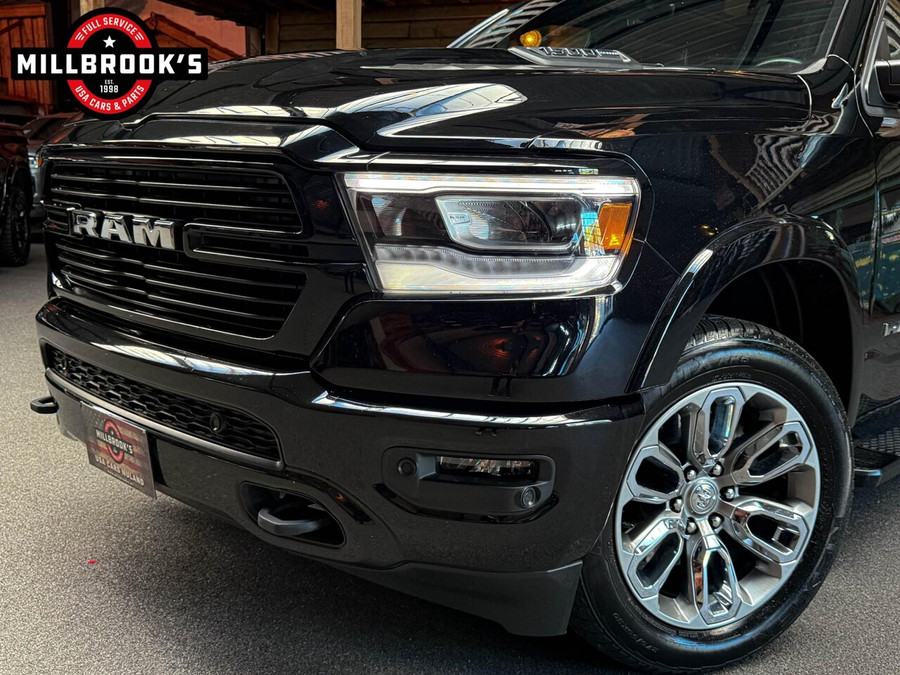 Dodge RAM 1500 Laramie Sport Pentastar,
