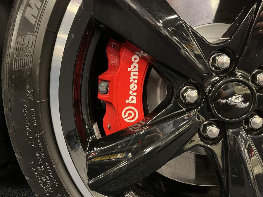 Ford Mustang Fastback 5.0i V8 BULLITT 460PK Brembo MagneRide B&O Sound