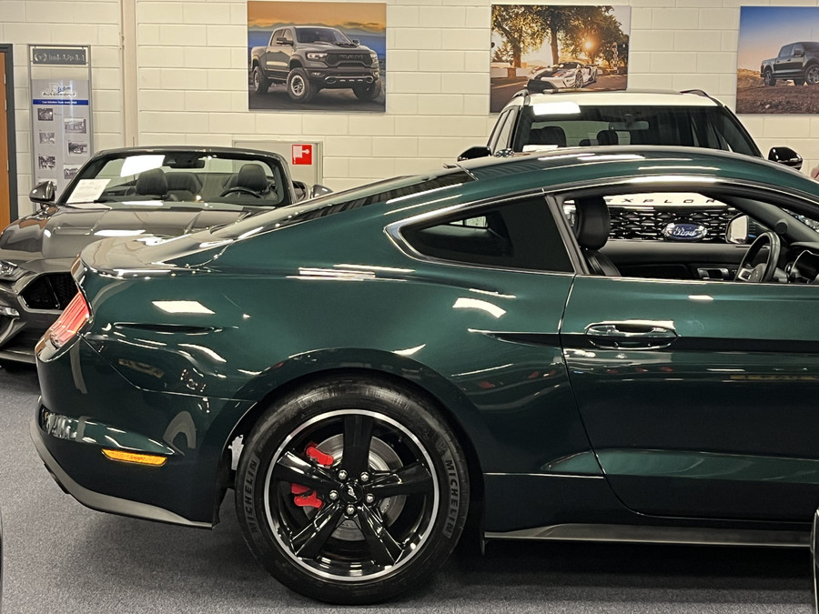 Ford Mustang Fastback 5.0i V8 BULLITT 460PK Brembo MagneRide B&O Sound