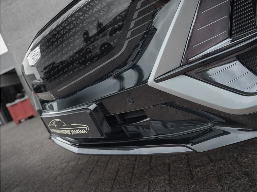 Cadillac Lyriq 600 E4 Sport