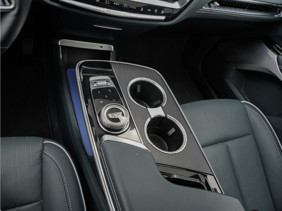 Cadillac Lyriq 600 E4 Sport