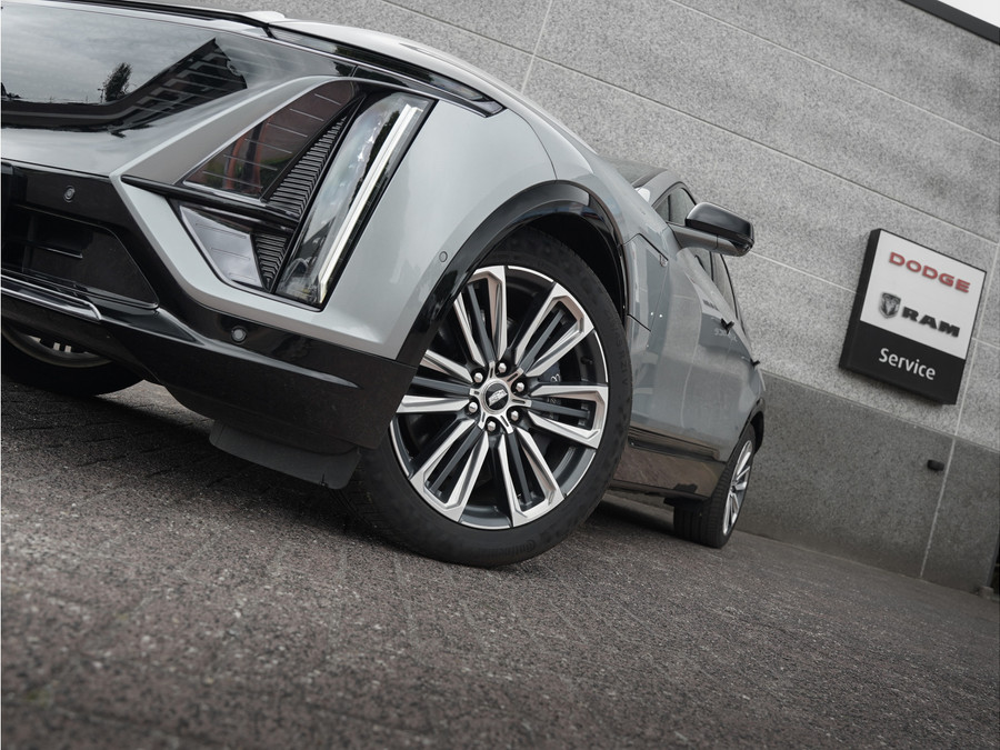 Cadillac Lyriq 600 E4 Sport