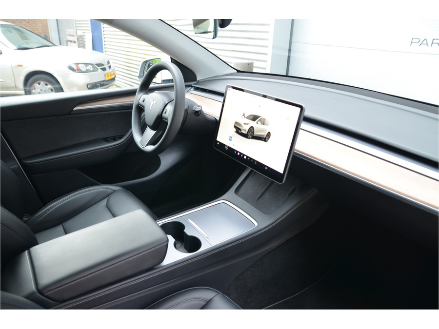 Tesla Model Y RWD 58 kWh