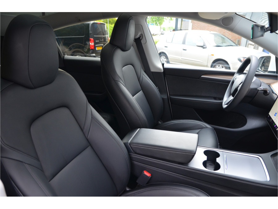 Tesla Model Y RWD 58 kWh