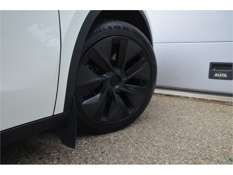 Tesla Model Y RWD 58 kWh