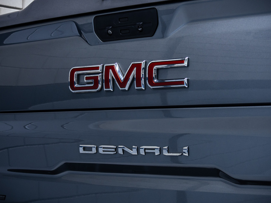 GMC Sierra Denali