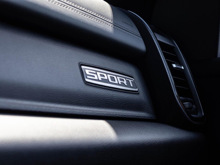 Dodge RAM 1500 5.7 V8 4x4 Crew Cab Sport Night Edition