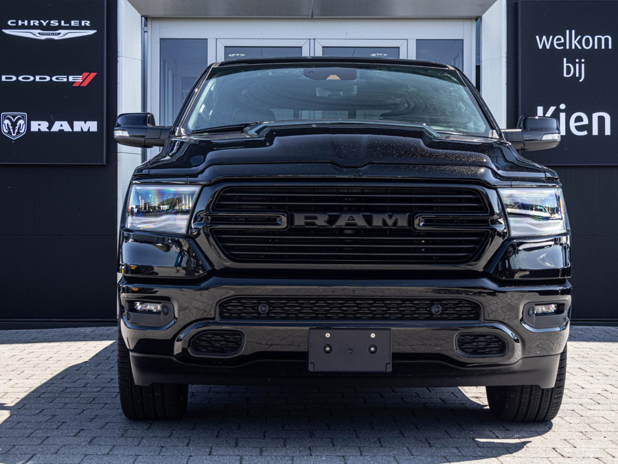 Dodge RAM 1500 5.7 V8 4x4 Crew Cab Sport Night Edition