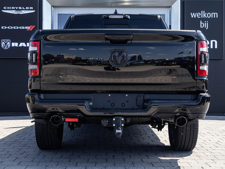 Dodge RAM 1500 5.7 V8 4x4 Crew Cab Sport Night Edition