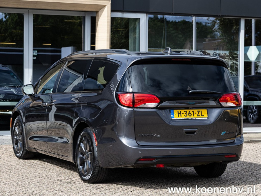 Chrysler Pacifica 3.6 V6 HYBRID Limited S PANO / LEER / 7 ZITS