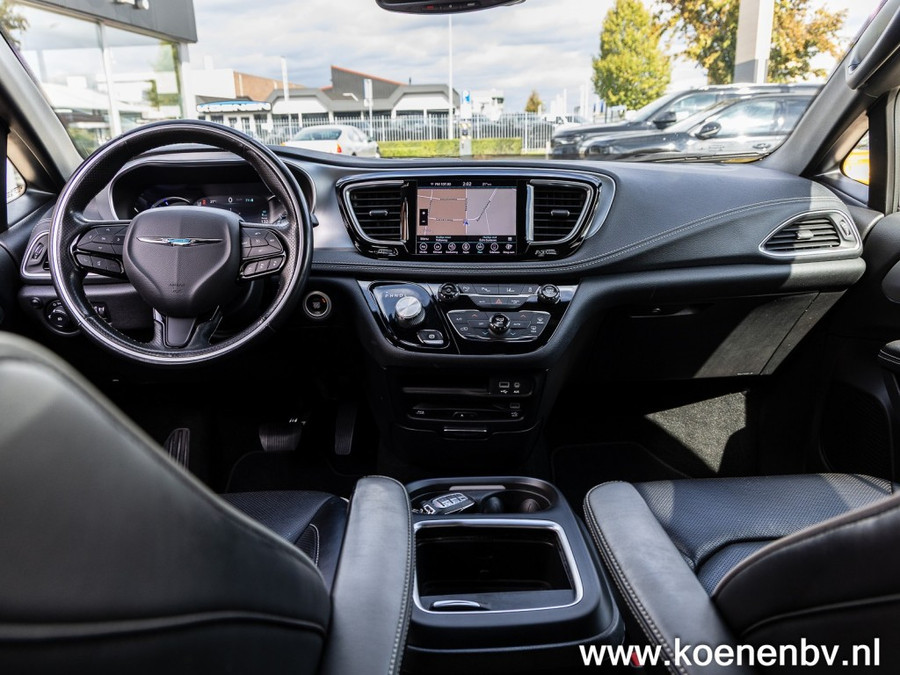 Chrysler Pacifica 3.6 V6 HYBRID Limited S PANO / LEER / 7 ZITS