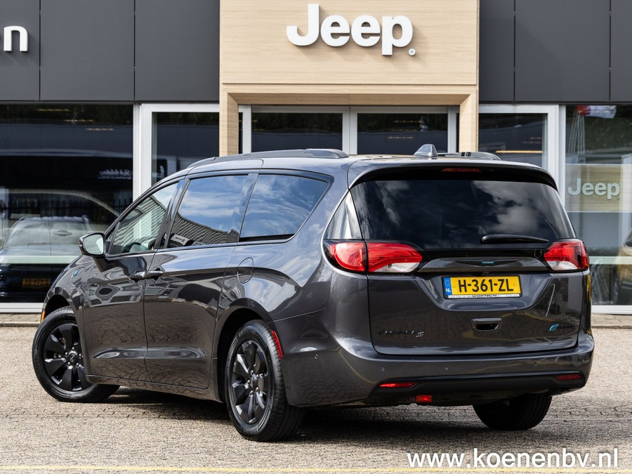 Chrysler Pacifica 3.6 V6 HYBRID Limited S PANO / LEER / 7 ZITS