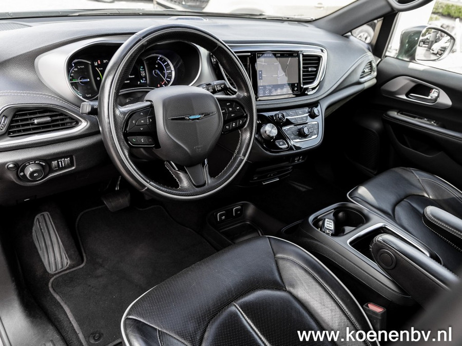 Chrysler Pacifica 3.6 V6 HYBRID Limited S PANO / LEER / 7 ZITS