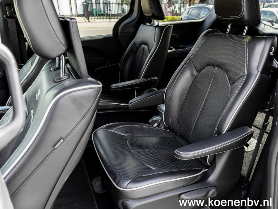 Chrysler Pacifica 3.6 V6 HYBRID Limited S PANO / LEER / 7 ZITS