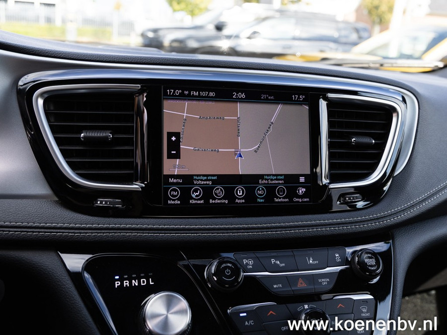 Chrysler Pacifica 3.6 V6 HYBRID Limited S PANO / LEER / 7 ZITS