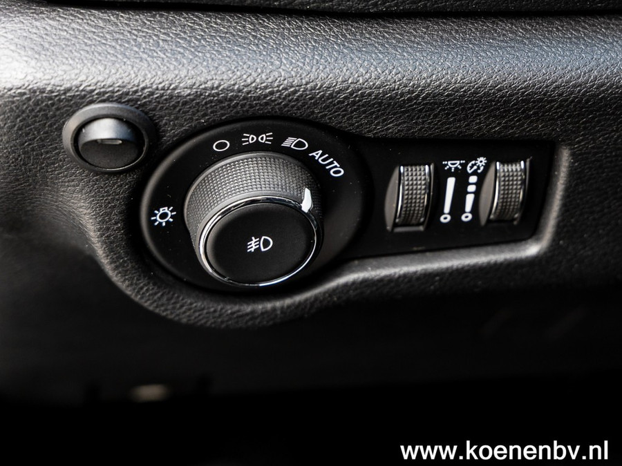 Chrysler Pacifica 3.6 V6 HYBRID Limited S PANO / LEER / 7 ZITS