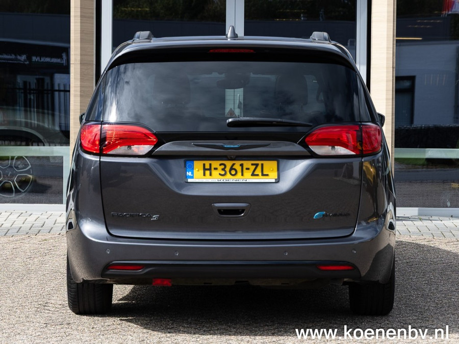 Chrysler Pacifica 3.6 V6 HYBRID Limited S PANO / LEER / 7 ZITS