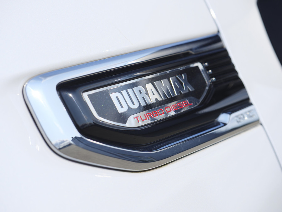 GMC Sierra 1500 Denali 3.0L Duramax Turbo Diesel