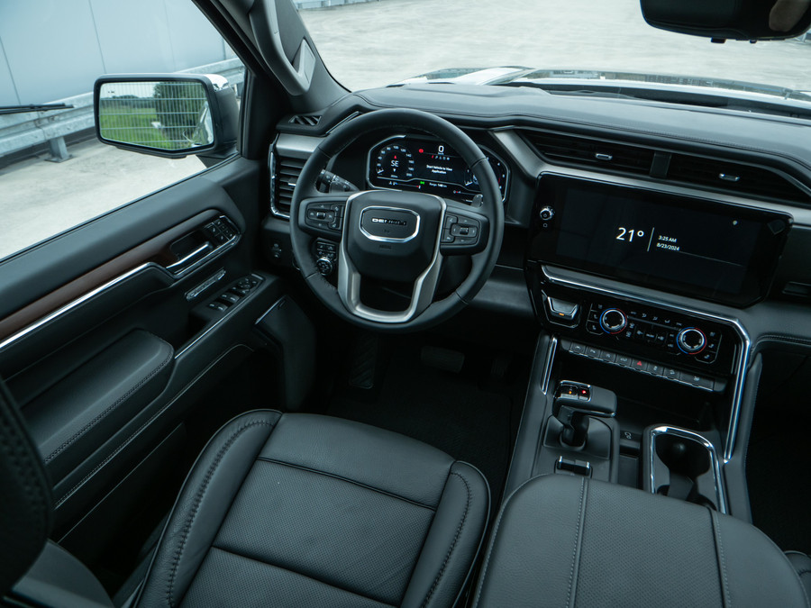 GMC Sierra 1500 Denali 3.0L Duramax Turbo Diesel