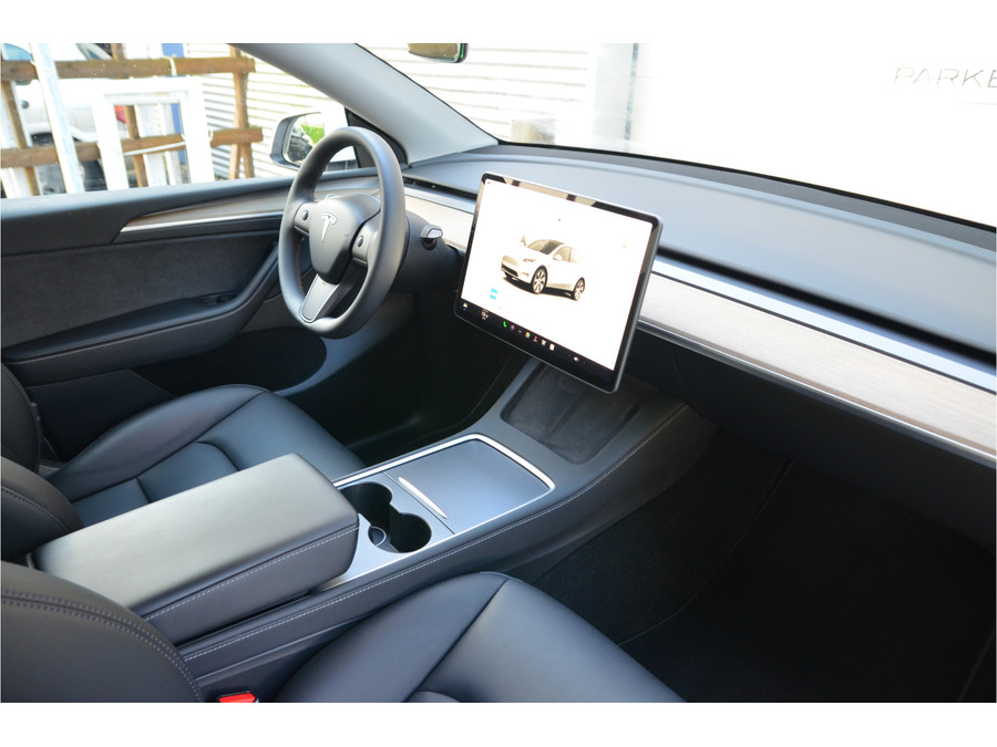 Tesla Model Y RWD 58 kWh