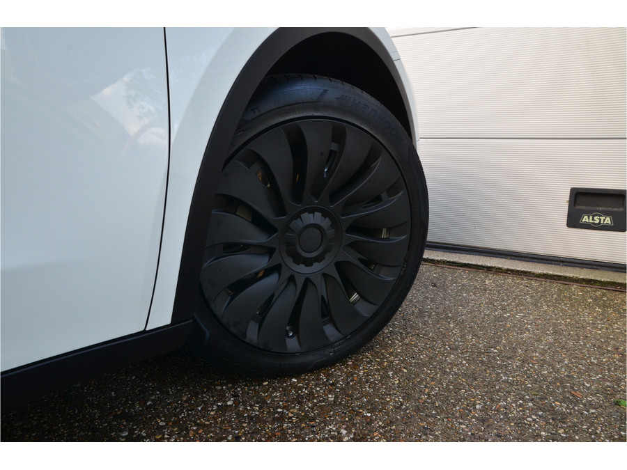 Tesla Model Y RWD 58 kWh