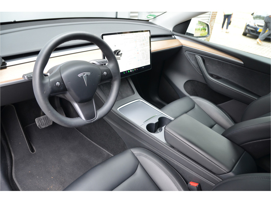 Tesla Model Y Long Range AWD 75 kWh