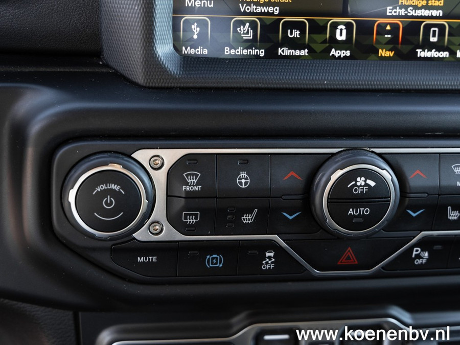 Jeep Wrangler 4xE 380 4wd Autom. Sahara CLIMA / LEER / ADAPT. CRUISE / CAMERA v+a