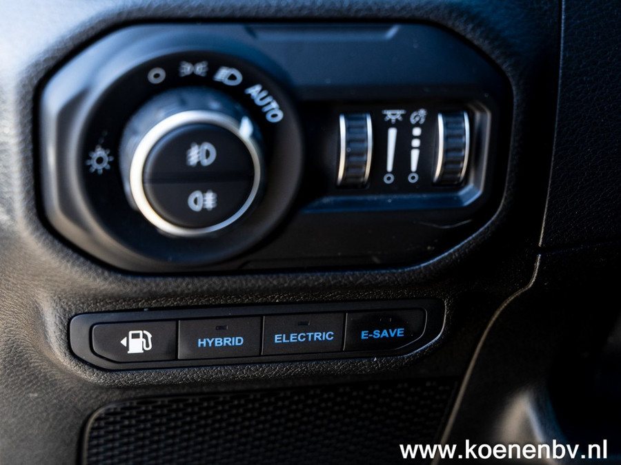Jeep Wrangler 4xE 380 4wd Autom. Sahara CLIMA / LEER / ADAPT. CRUISE / CAMERA v+a