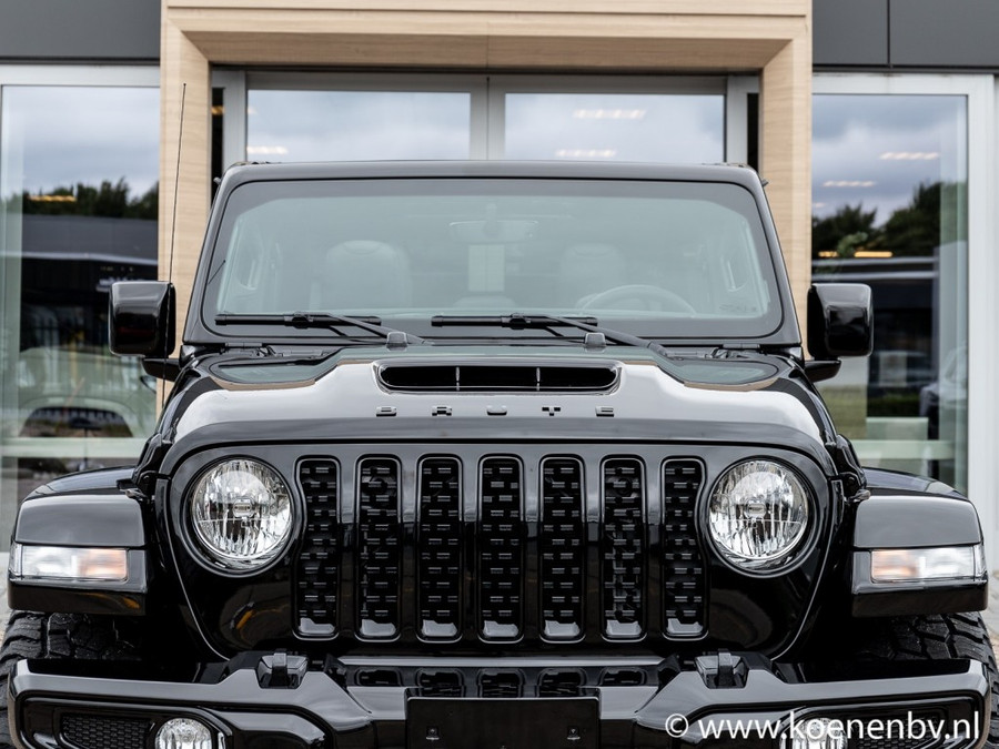 Jeep Wrangler 3.6i V6 BRUTE Richmond Pure / Sky One cabrio / 3500kg trekgewich