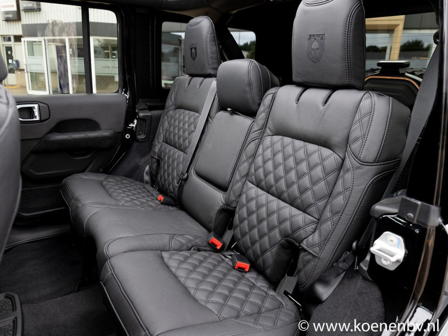 Jeep Wrangler 3.6i V6 BRUTE Richmond Pure / Sky One cabrio / 3500kg trekgewich