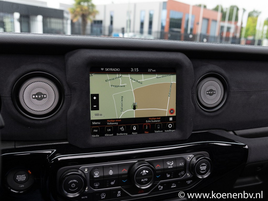 Jeep Wrangler 3.6i V6 BRUTE Richmond Pure / Sky One cabrio / 3500kg trekgewich
