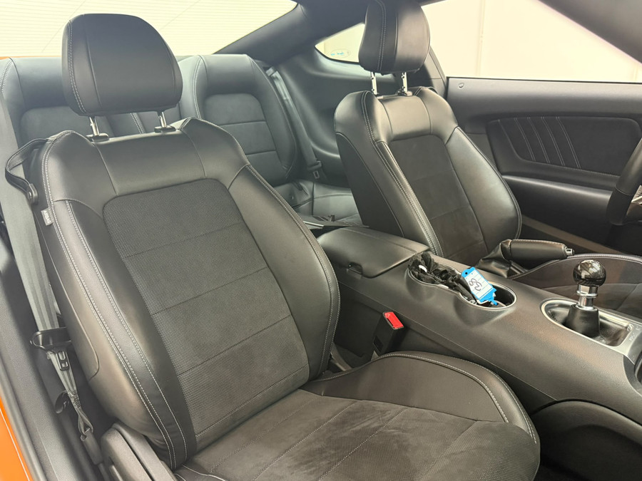 Ford Mustang 5.0 V8 GT Performance Carbon Pack WEEKACTIE
