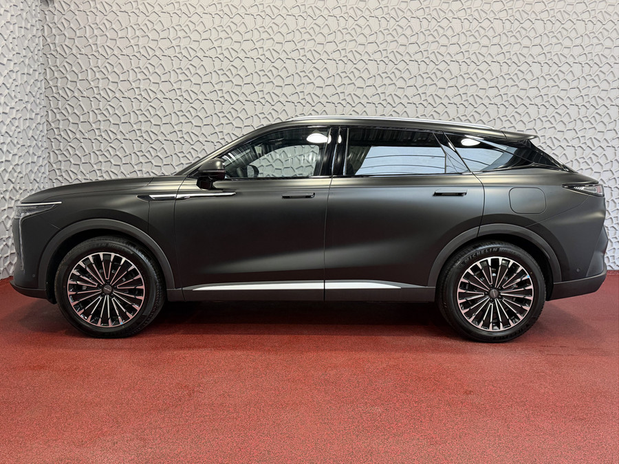 Omoda 9 OMODA 9 PREMIUM AWD | 145 KM ELEKTRISCH | 538 PK | MAT ZWART