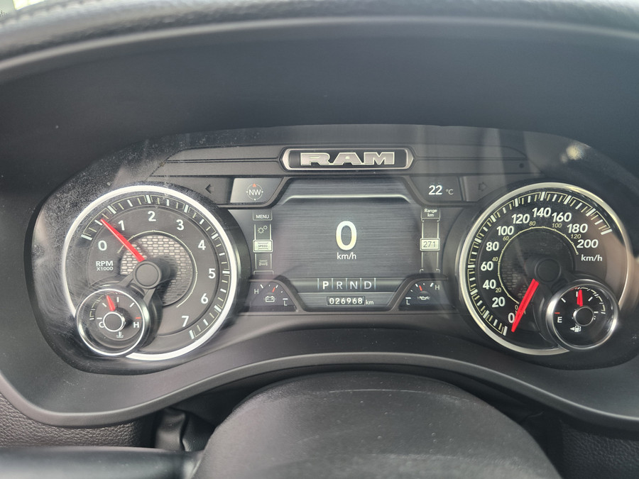 Dodge RAM 1500 5.7 V8 4x4 Crew Cab Laramie