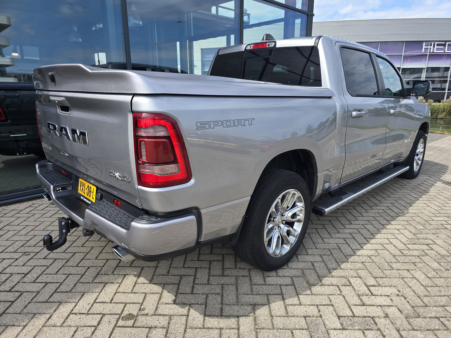 Dodge RAM 1500 5.7 V8 4x4 Crew Cab Laramie