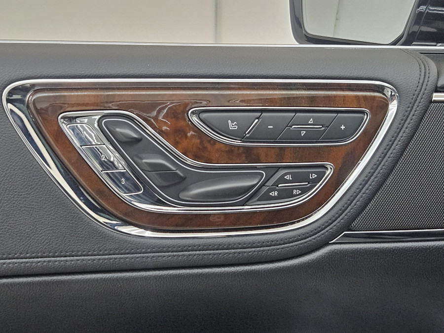 Lincoln Continental Reserve Massage Softclose HUD ACC