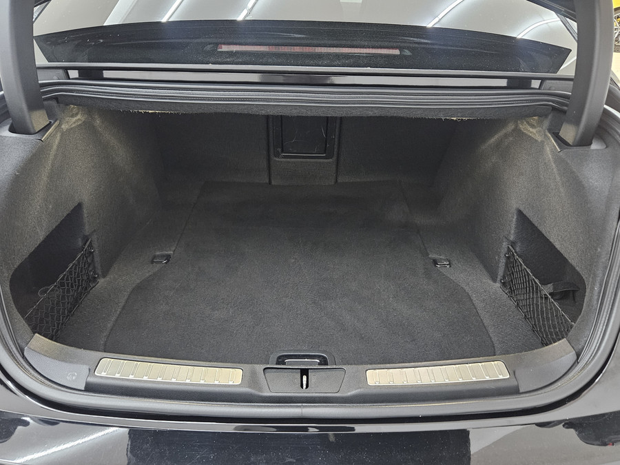 Lincoln Continental Reserve Massage Softclose HUD ACC