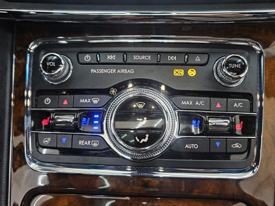 Lincoln Continental Reserve Massage Softclose HUD ACC