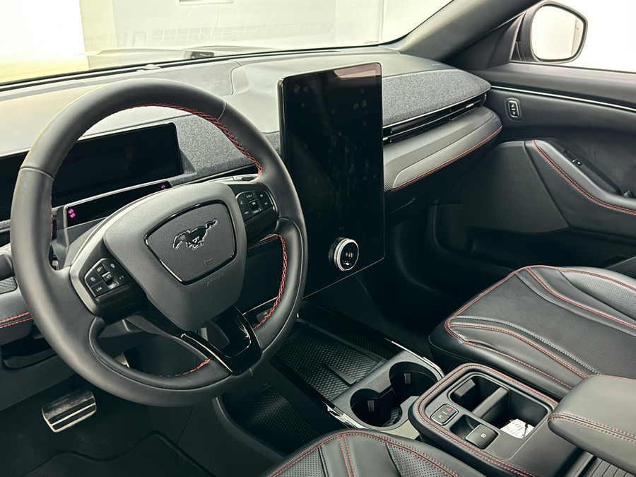 Ford Mustang Mach-E Extended Premium RWD 88 kWh