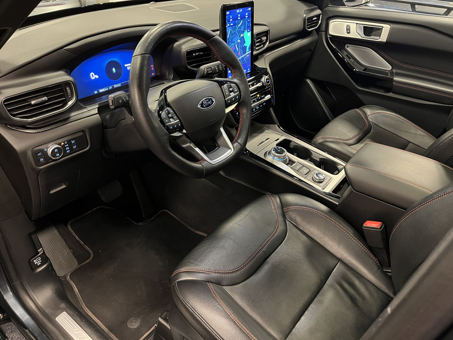 Ford Explorer 3.0 V6 EcoBoost PHEV ST-Line 457PK AWD | 7-Persoons | Trekhaak | Panodak | Sidebars