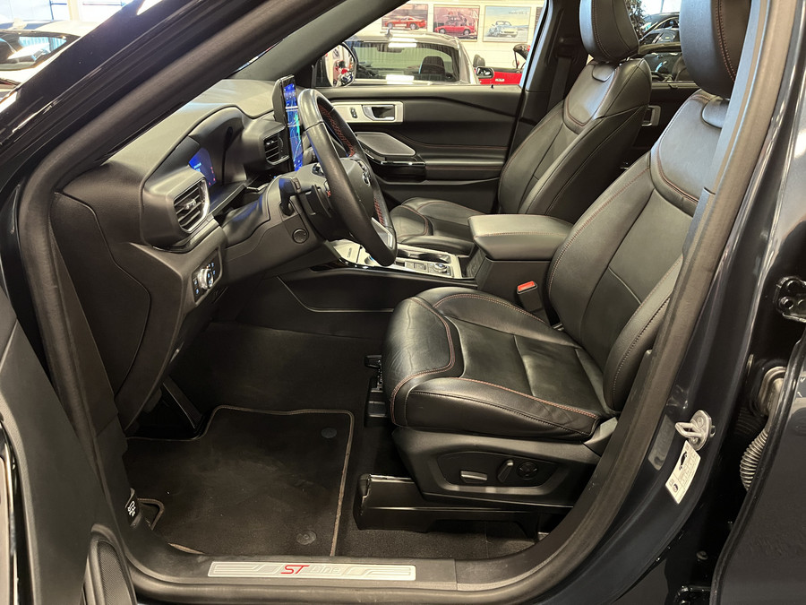 Ford Explorer 3.0 V6 EcoBoost PHEV ST-Line 457PK AWD | 7-Persoons | Trekhaak | Panodak | Sidebars