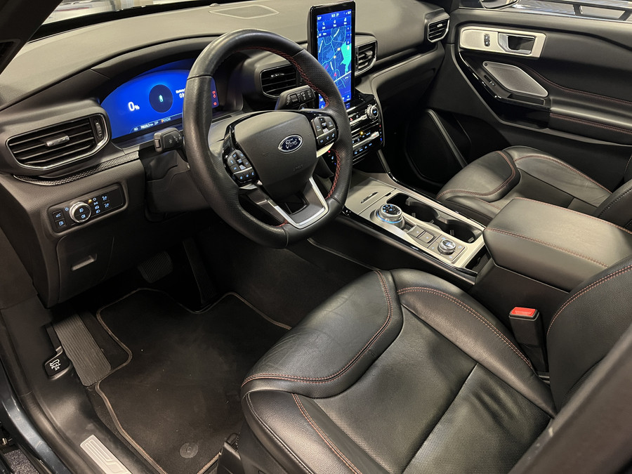 Ford Explorer 3.0 V6 EcoBoost PHEV ST-Line 457PK AWD | 7-Persoons | Trekhaak | Panodak | Sidebars