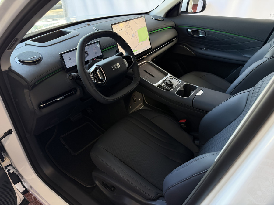 Geely Starray EM-i MAX+ PHEV LONG RANGE NIEUWE AUTO | 29,8 kWh ACCU | 136 KM WLTP | PANORAMADAK | STOELVERWARMING/KOELI