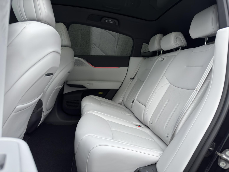 XPENG G6 RWD Long Range 80.8 kWh