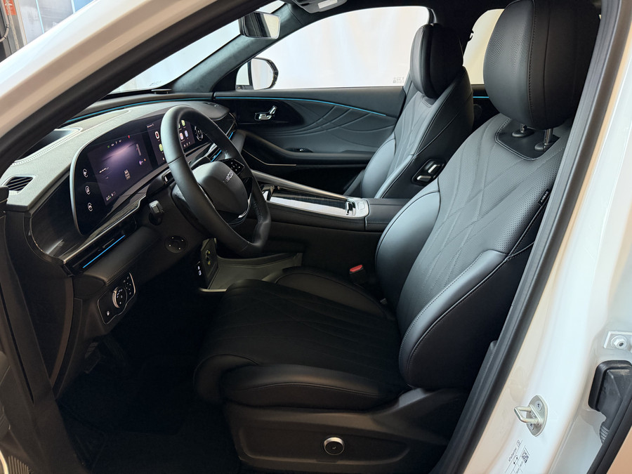 Omoda 9 OMODA 9 PREMIUM AWD 538 PK | SONY DOLBY | Stary White | FULL OPTIONS PHEV SUV | 145 KM ELEKTRISCH | 