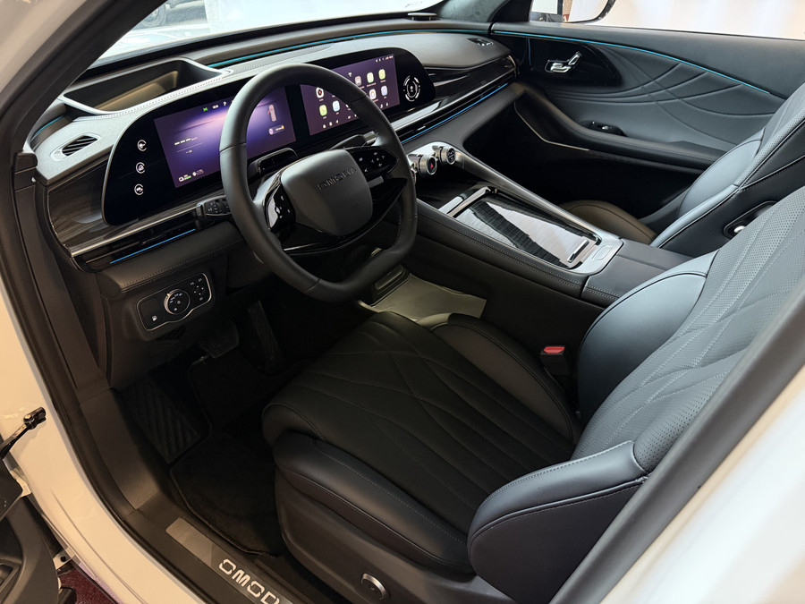 Omoda 9 OMODA 9 PREMIUM AWD 538 PK | SONY DOLBY | Stary White | FULL OPTIONS PHEV SUV | 145 KM ELEKTRISCH | 