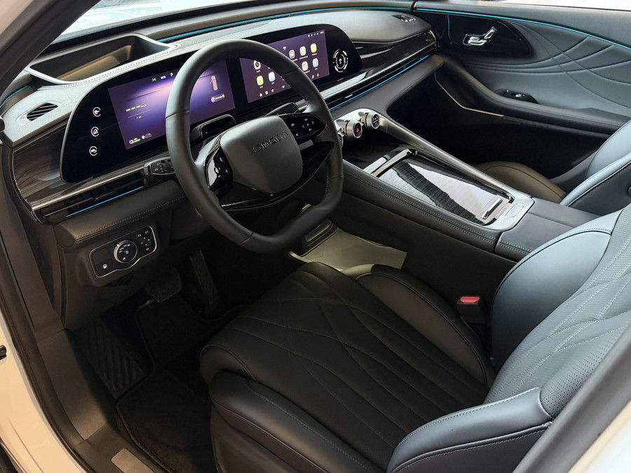 Omoda 9 OMODA 9 PREMIUM AWD 538 PK | SONY DOLBY | Stary White | FULL OPTIONS PHEV SUV | 145 KM ELEKTRISCH | 
