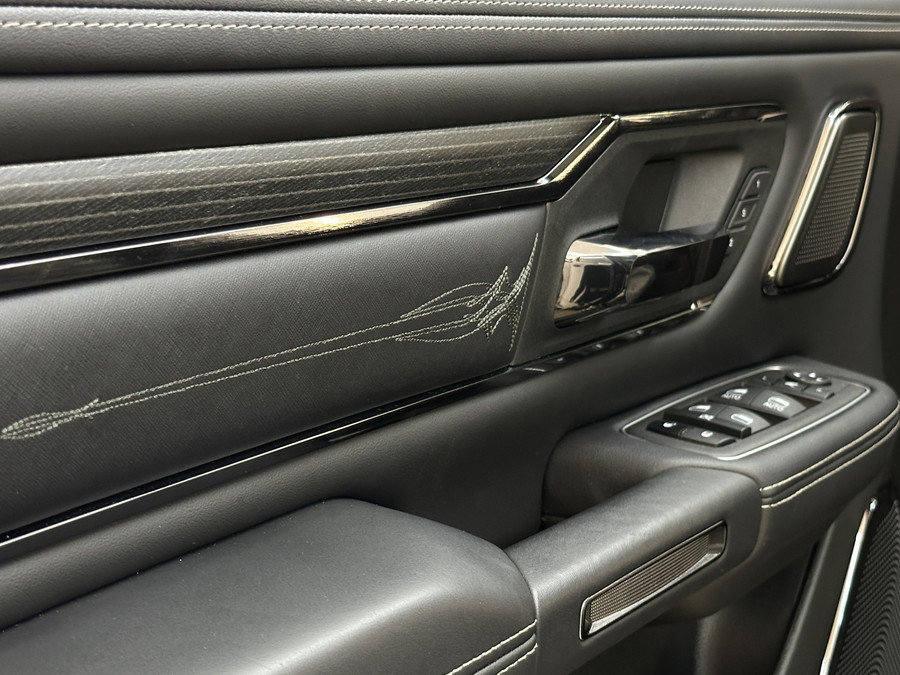 Dodge RAM 1500 5.7 V8 Limited Widebody Carway Edition