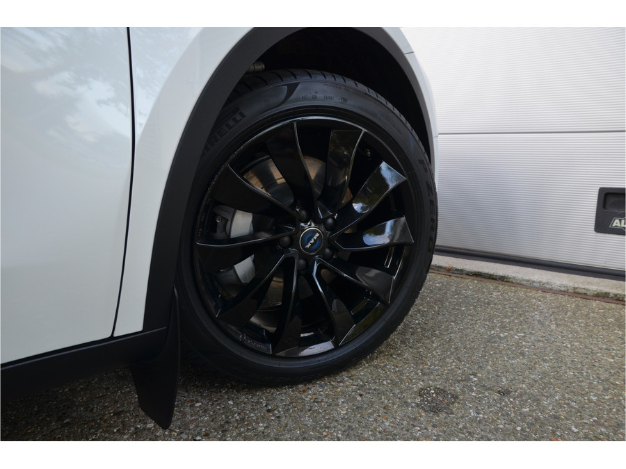 Tesla Model Y Long Range AWD 75 kWh